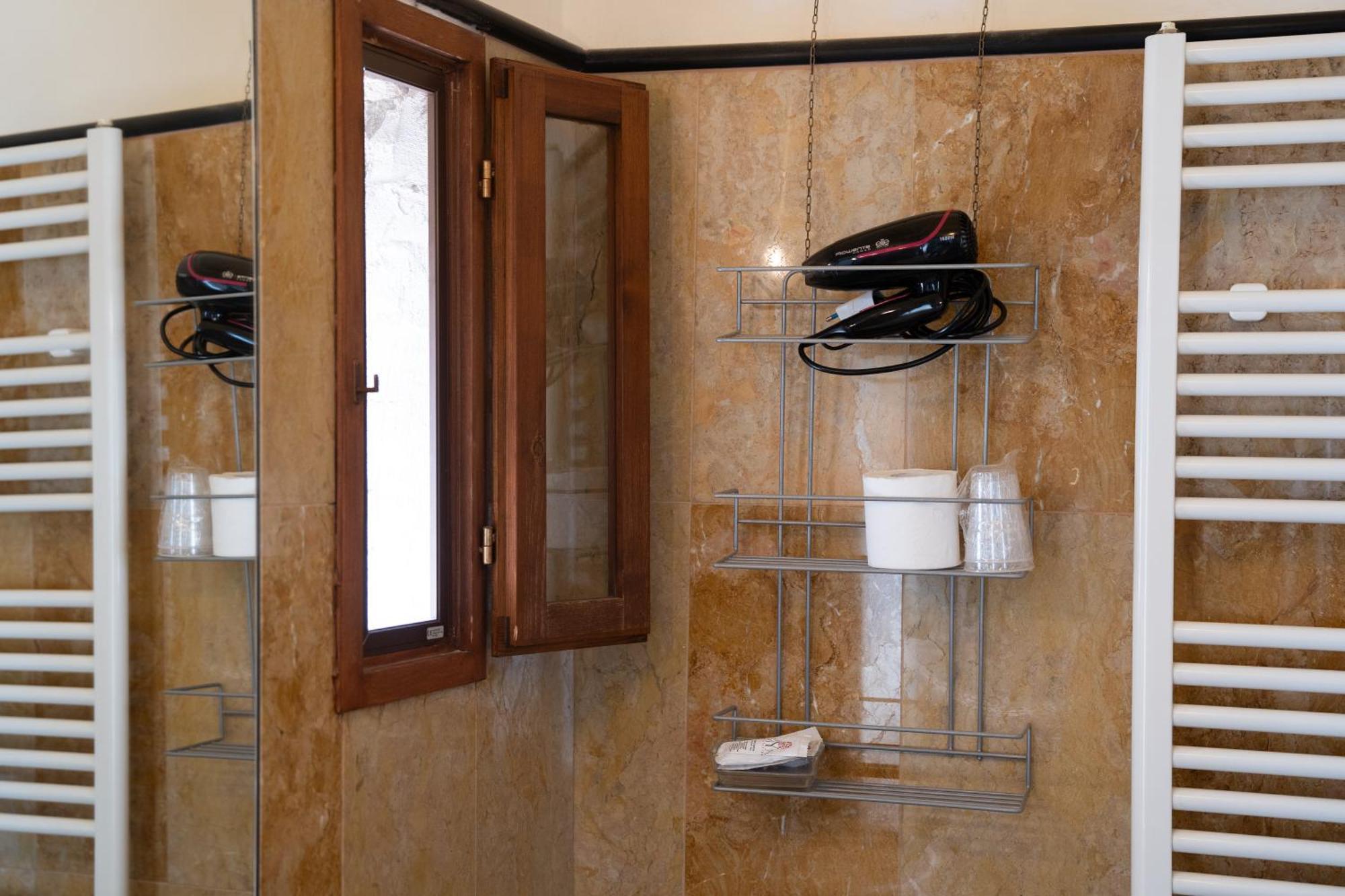 B&B Porta Perugina ベヴァーニャ エクステリア 写真